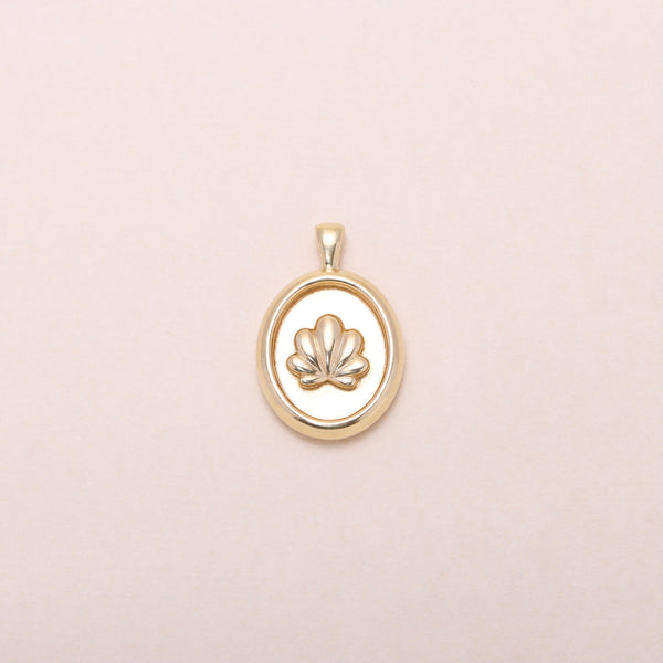 Oval-Framed Shell Charm Necklace 14K Solid Gold